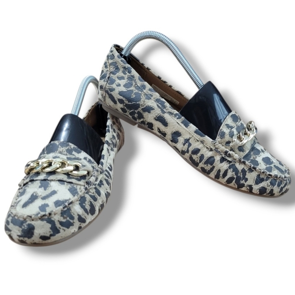 Vionic Shoes - Vionic Shoes Size 9.5 Vionic Mesa Loafers Shoes Flats Leopard Pattern Chain Link